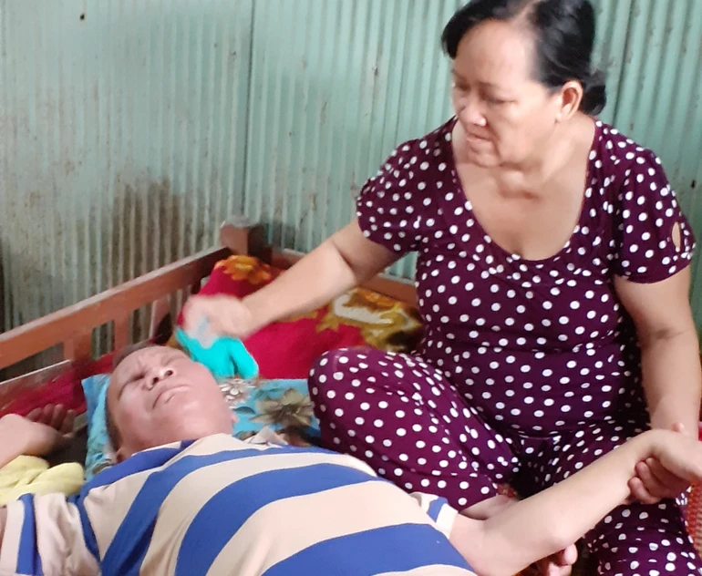 Không nơi ở, lại mắc bệnh nan y